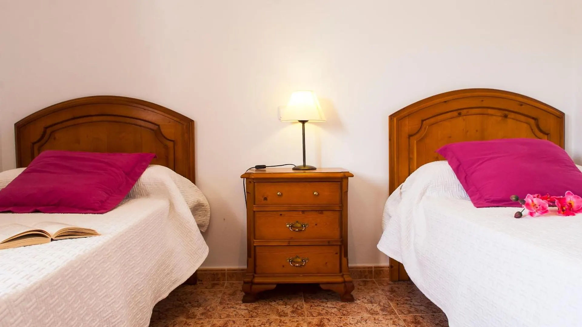 Finca Aguilas S'Horta فيلة