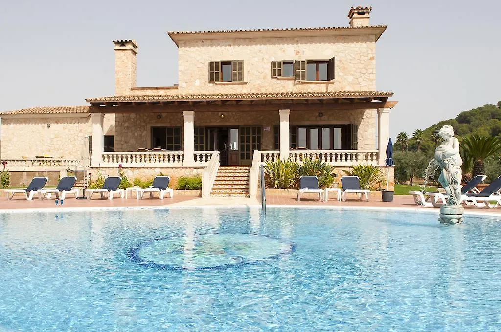 Finca Aguilas S'Horta فيلة
