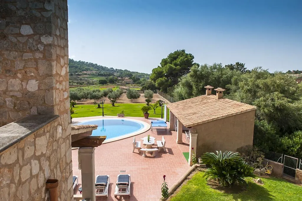 Finca Aguilas S'Horta إسبانيا